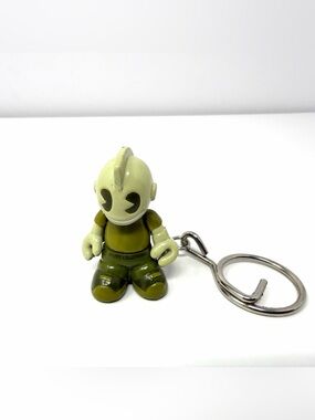 Kidrobot Super Mini Keychain 1.5" Series 1 Green Army Gloss Mascot Art Bots GUC
